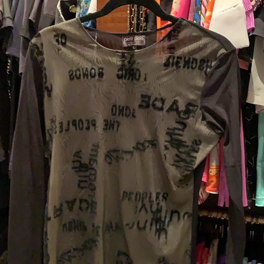 Black Sheer Top With Pattern On The Front - image 2